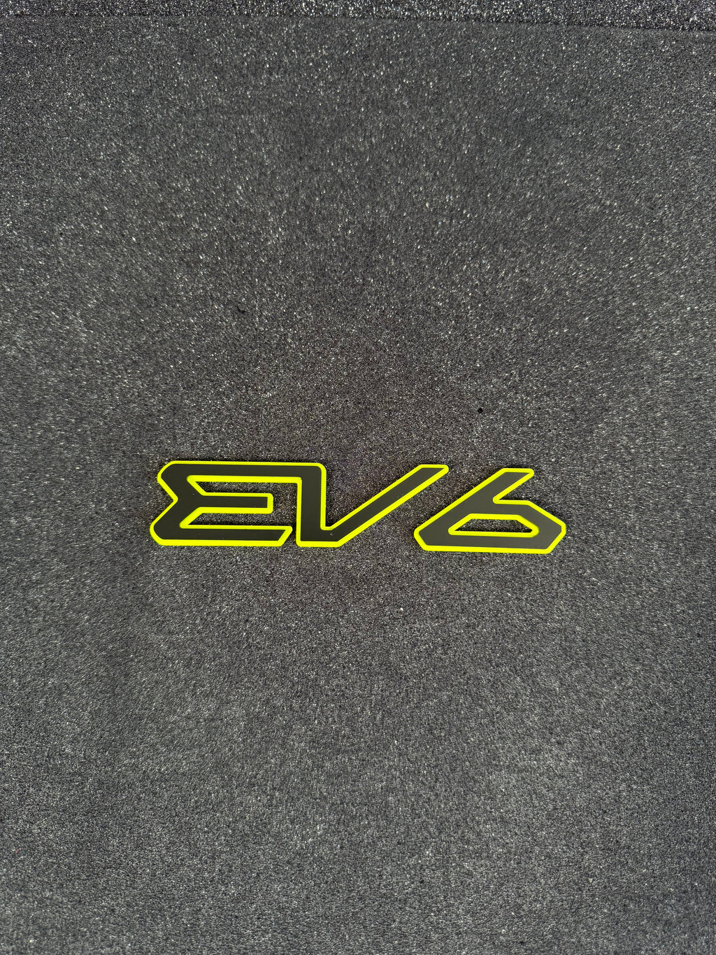EV 6 Badge