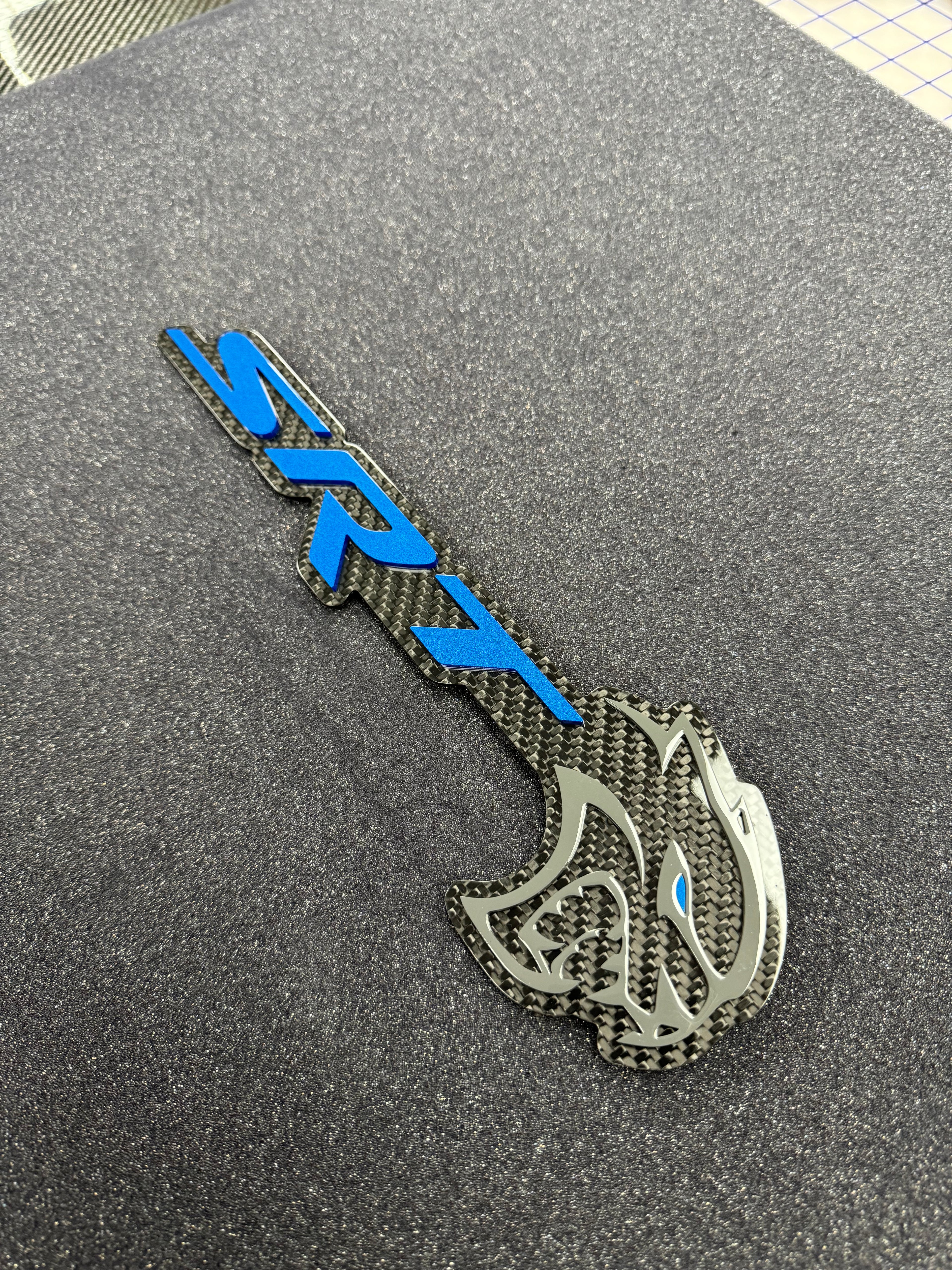 Hellcat SRT combo badge single