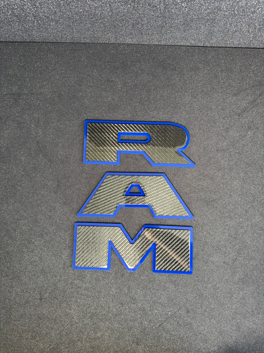 RAM 1500 tailgate letter badge/emblem set