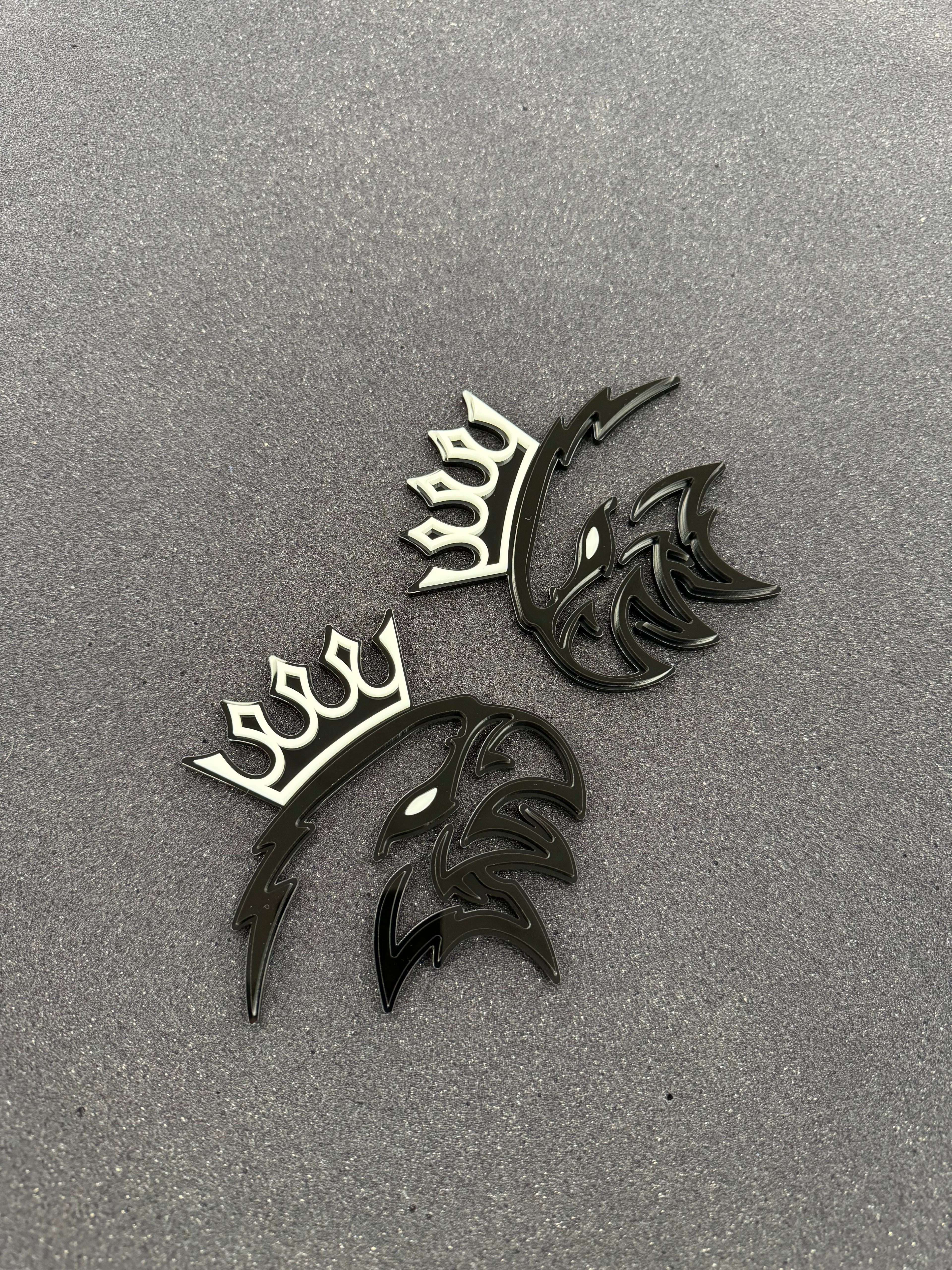 Crowned HellHawk head pair V2