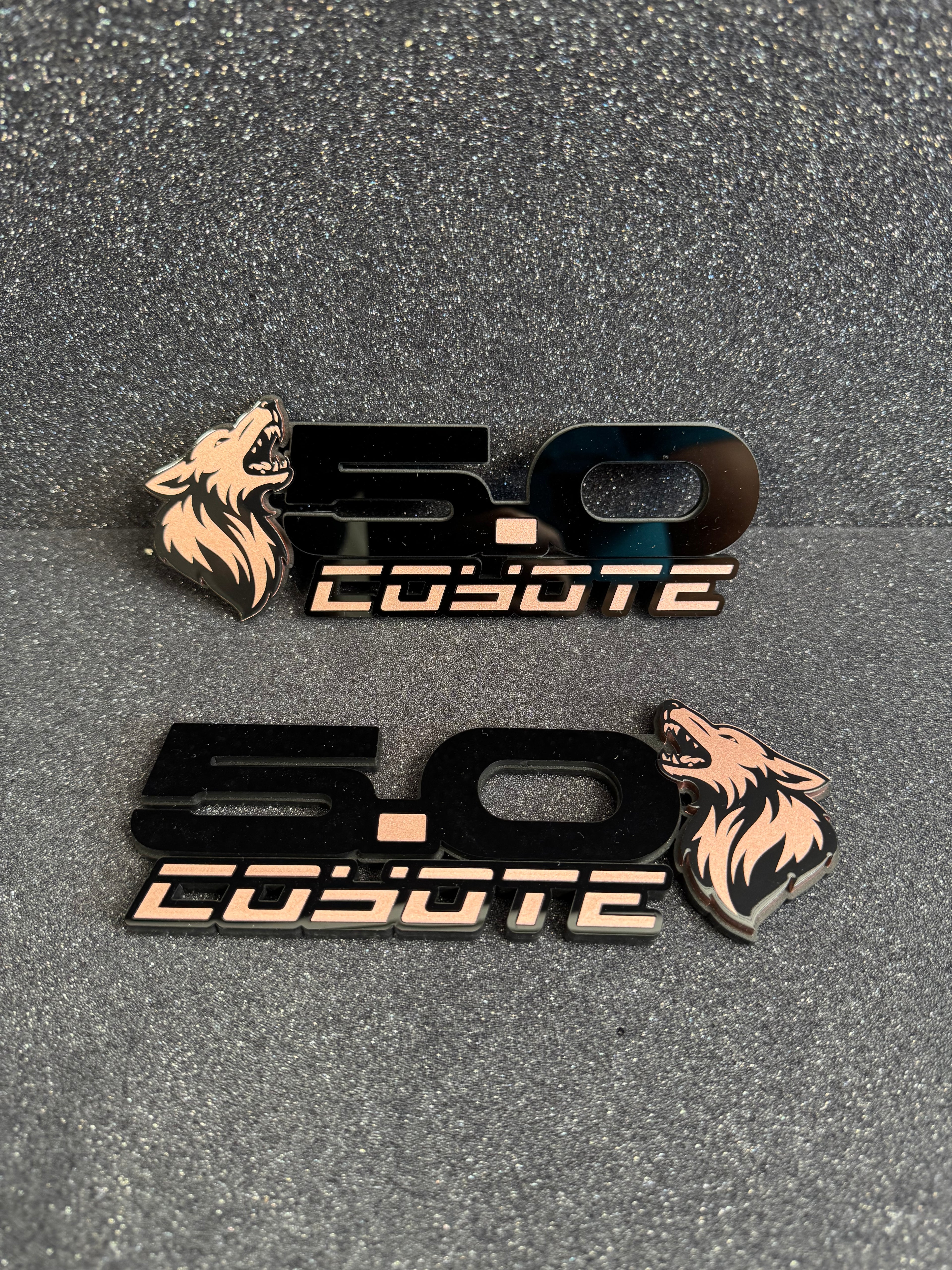 Coyote 5.0L fender badge pair