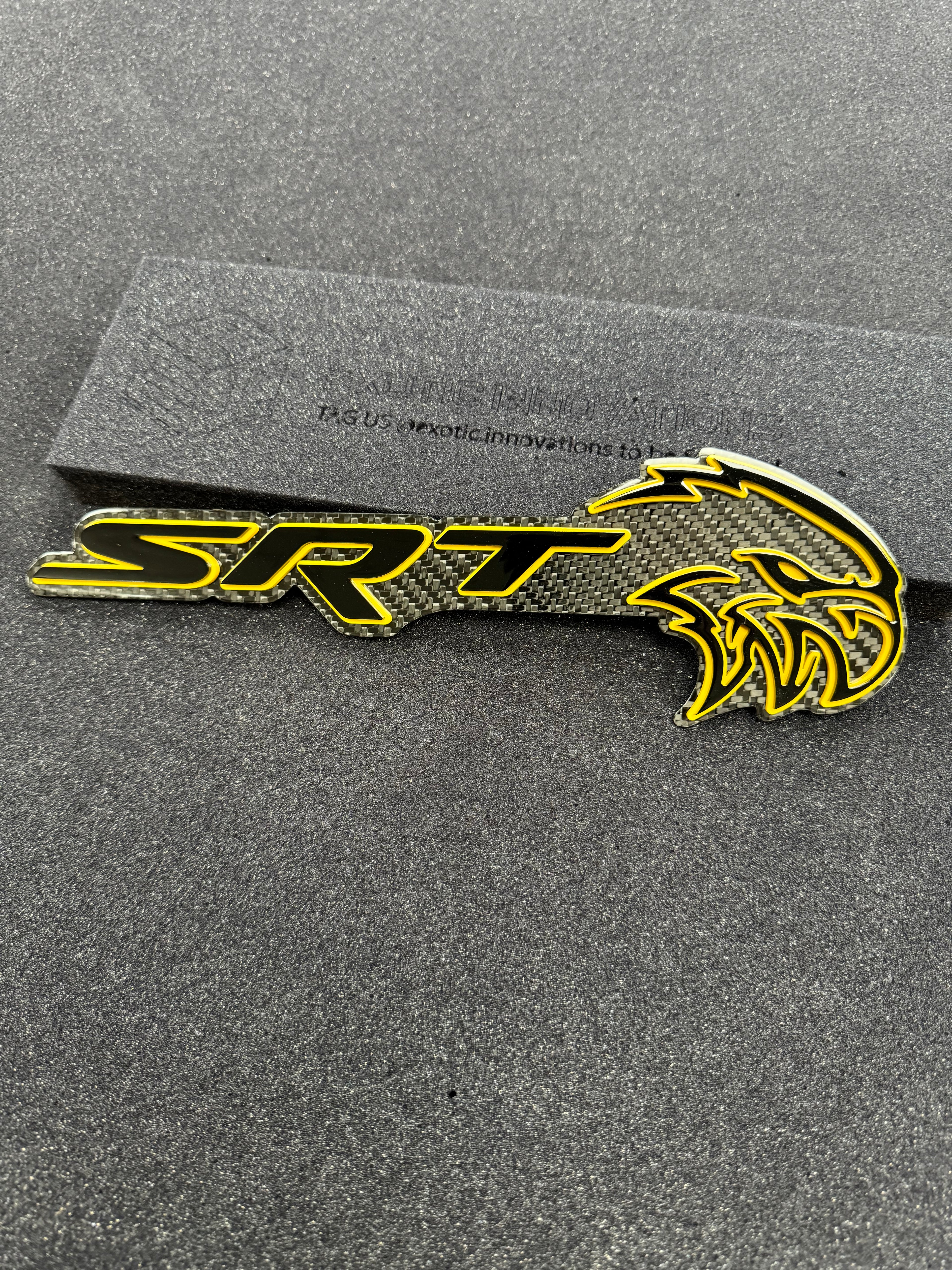 SRT Hellhawk V2 combo badge single