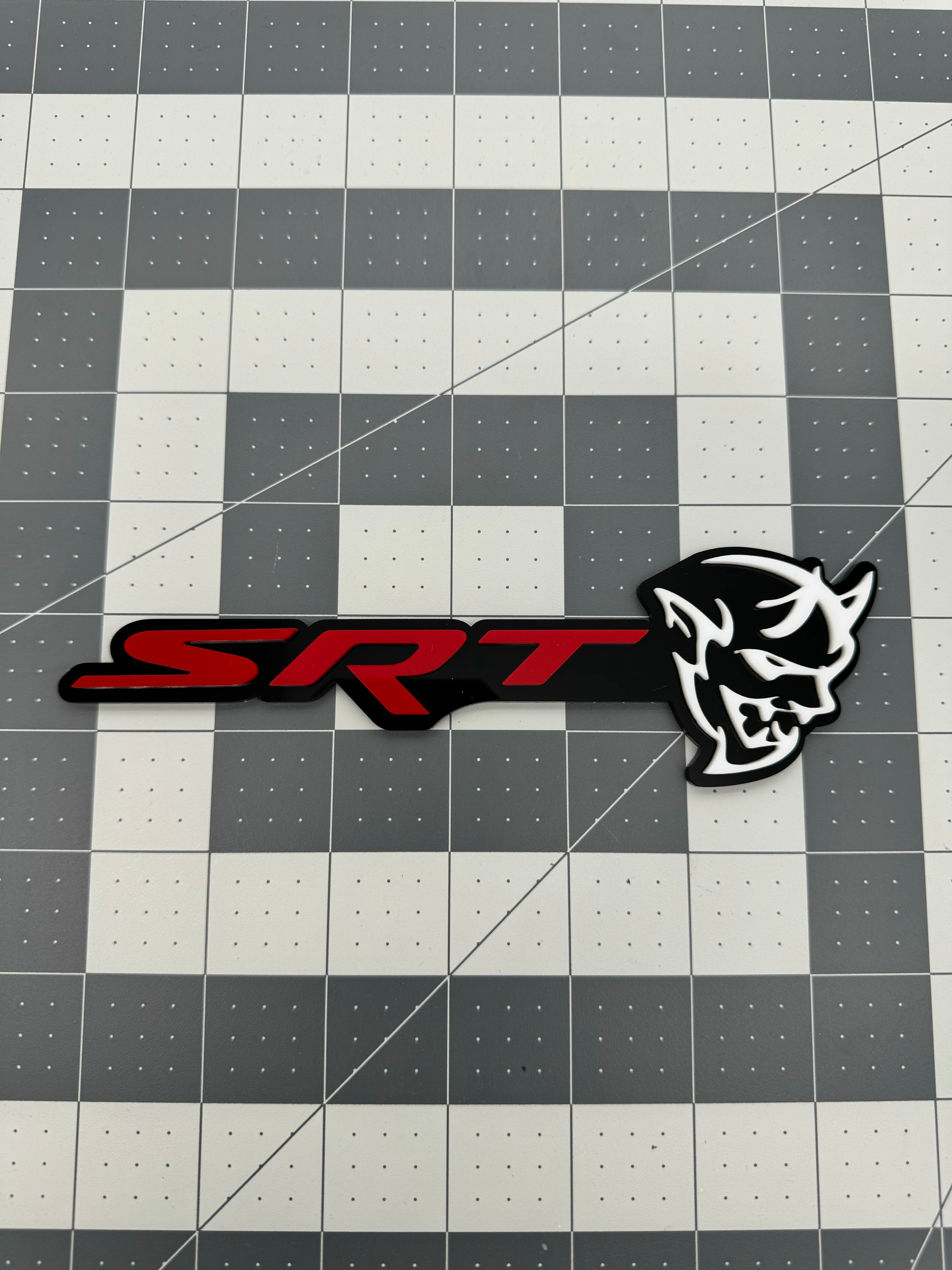 SRT Demon trunk / Spoiler Emblem