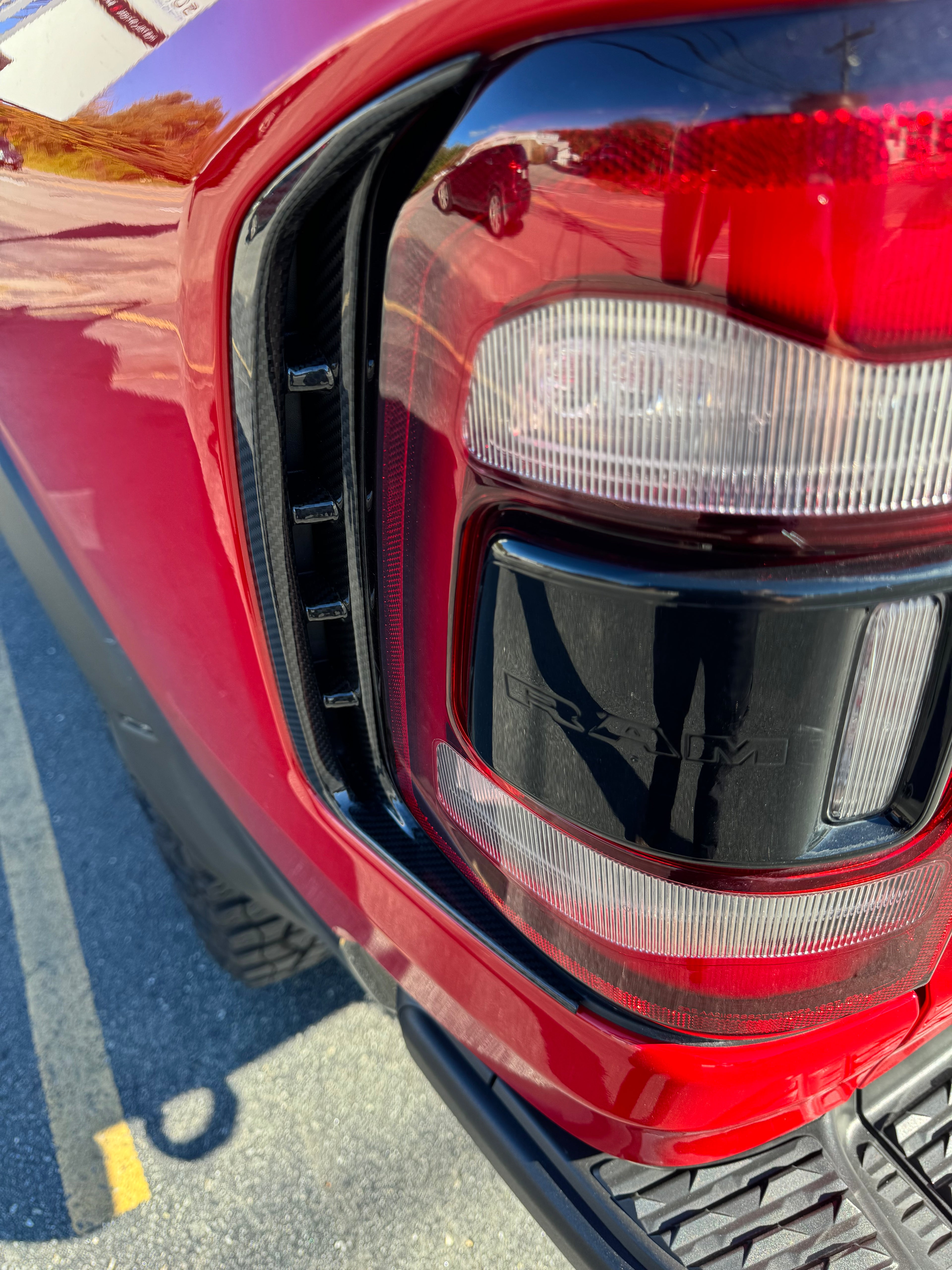RAM TRX / RHO carbon fiber taillight vent covers