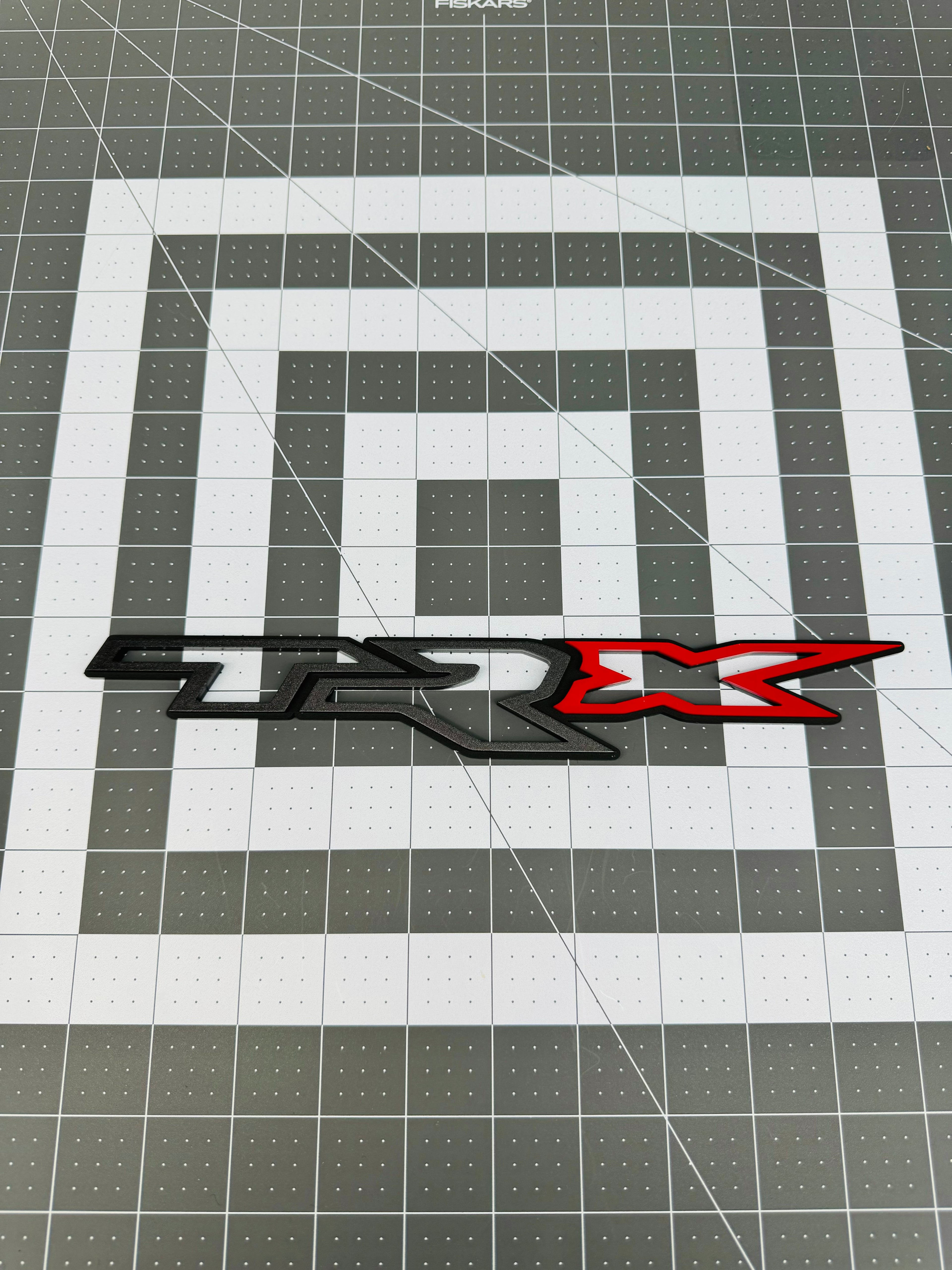 TRX Small grille Badge