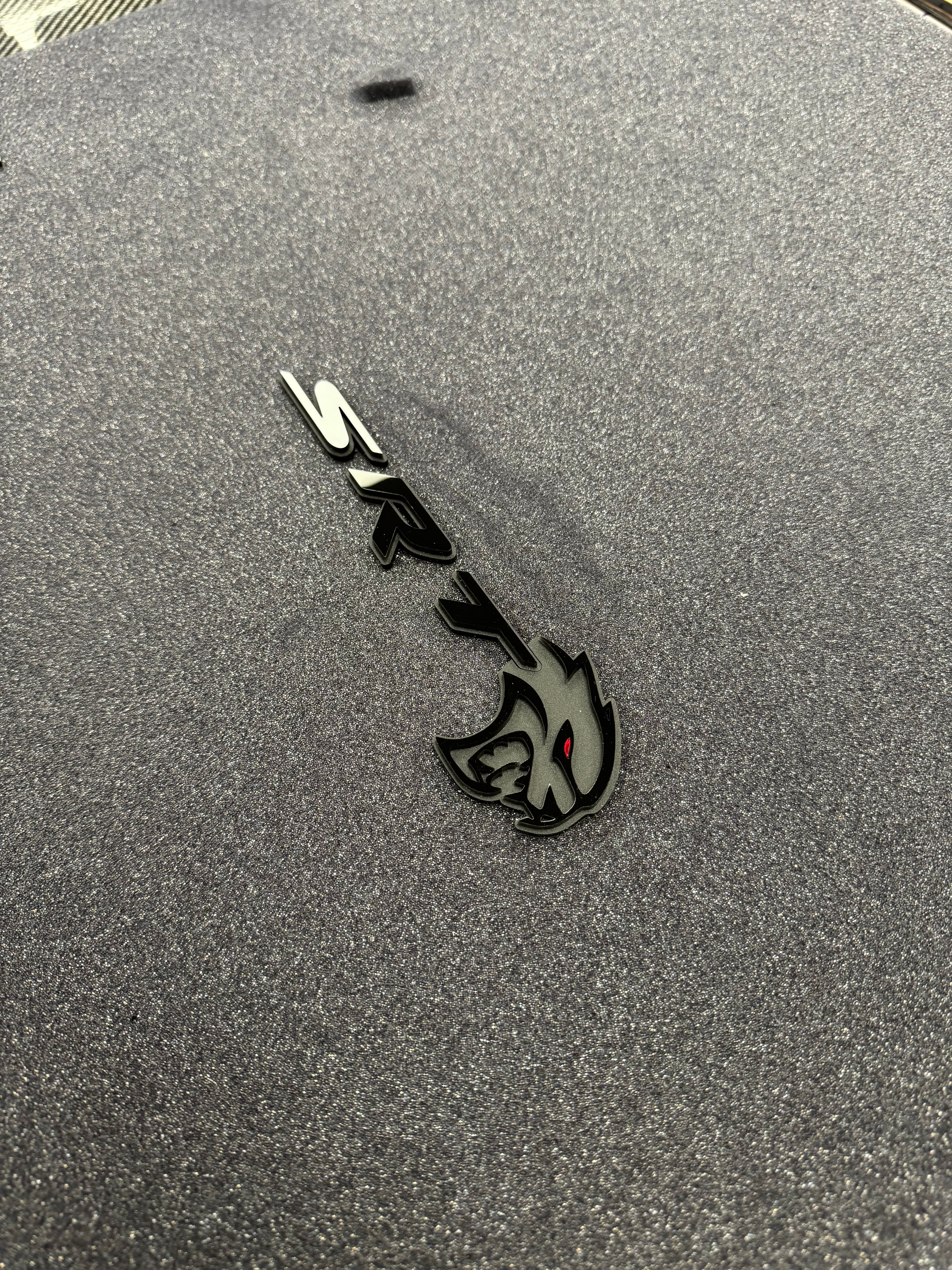 SRT Hellcat decklid spolier badge
