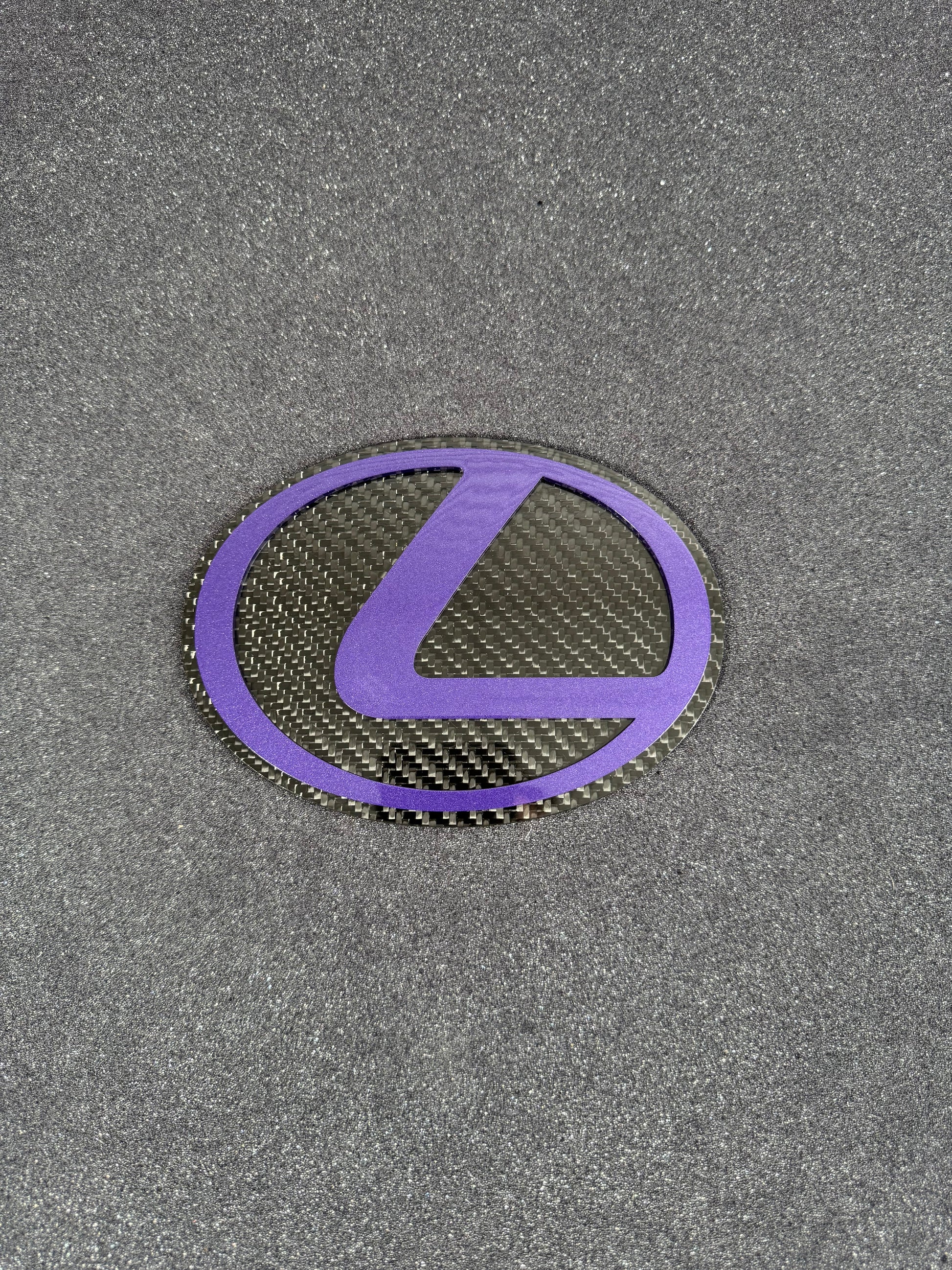 Lexus grille badge