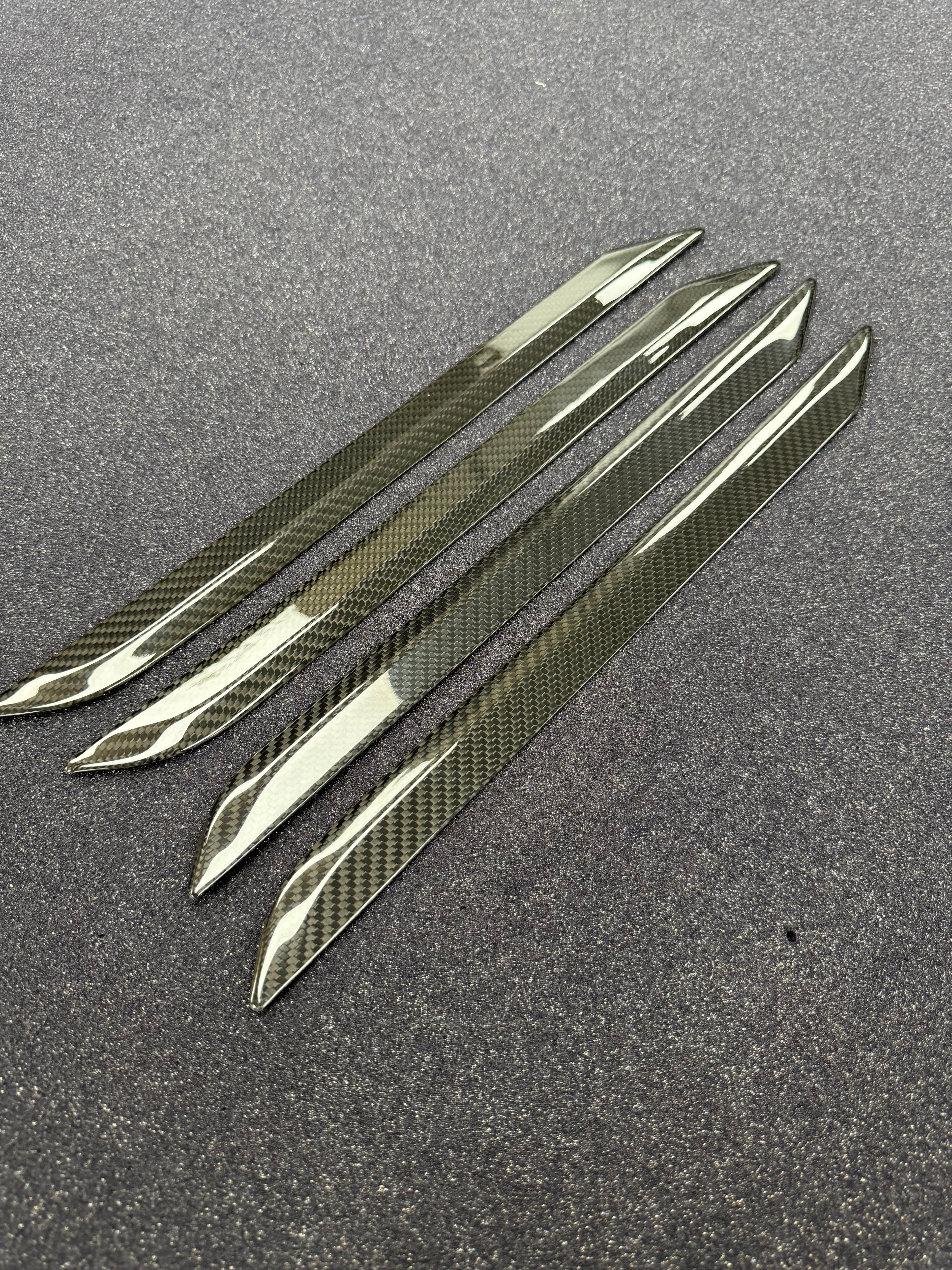 2019+ RAM 1500 TRX/RHO carbon fiber door applique covers